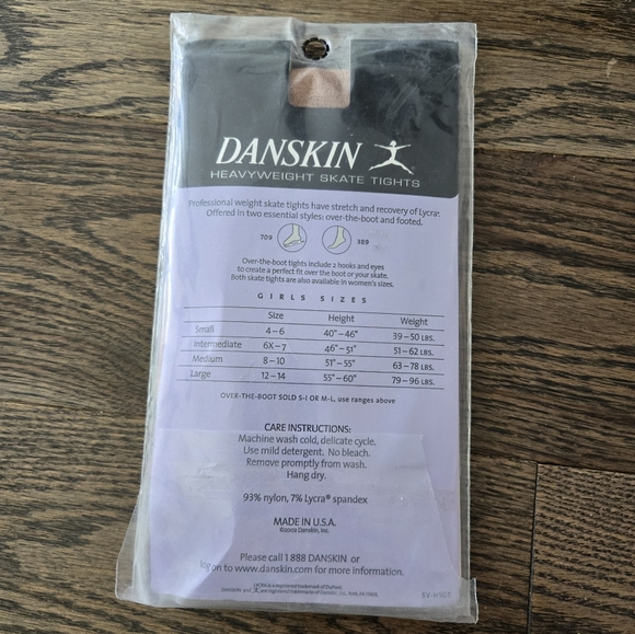 Ice Skating Danskin Dancewear Girls Heavyweight Footed Figure Skating Tights - Picture 2 of 5